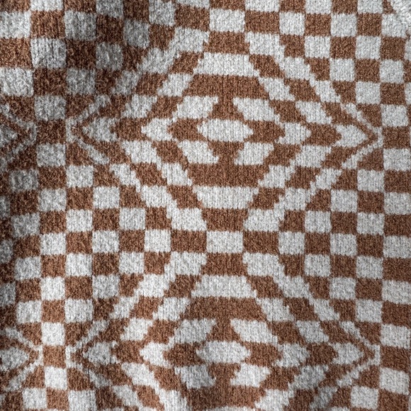 Checkered Knit Women's Sweater - Picture 4 of 4